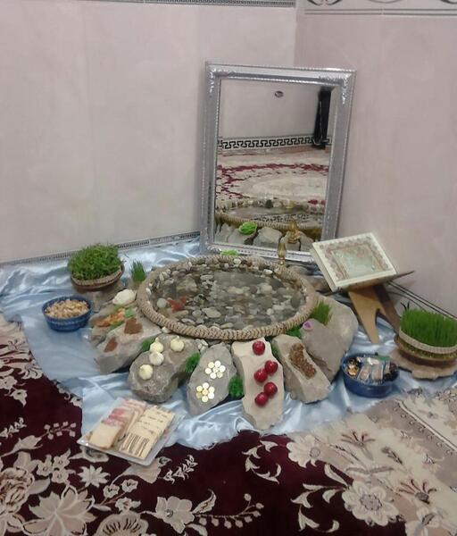 عکس ایده هفت سین با تنه درخت