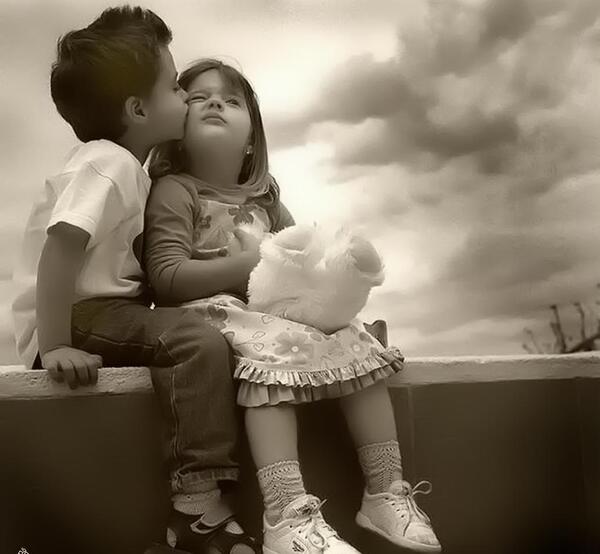 عکس بوسه های عاشقانه