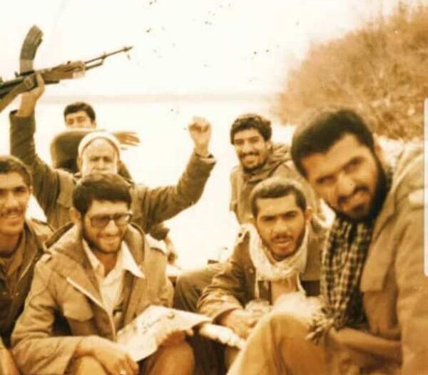 عکس صادق آهنگران و همسرش