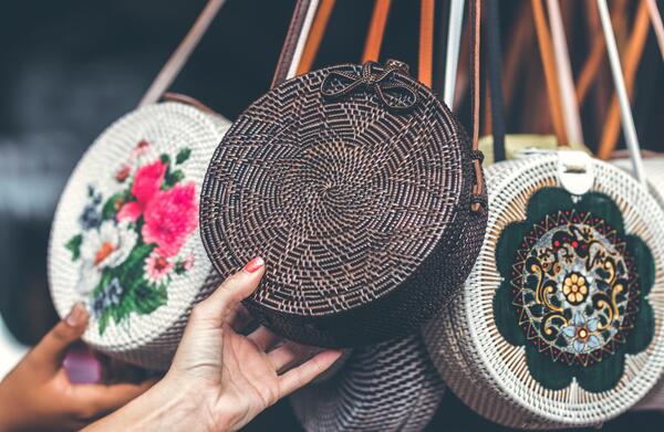 عکس ایده گلدوزی اینستاگرام