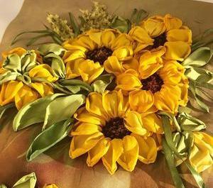 عکس ایده گلدوزی اینستاگرام