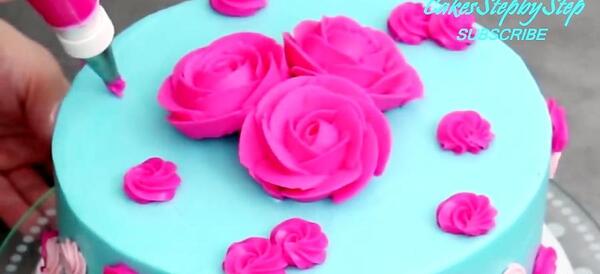 عکس ایده کیک تولد مامان