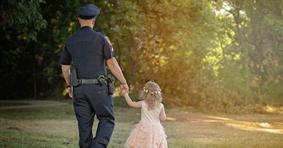 عکس عاشقانه دونفره پلیسی