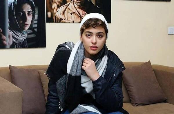 عکس ریحانه پارسا با چهره آشفته