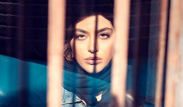 عکس ریحانه پارسا با چهره آشفته