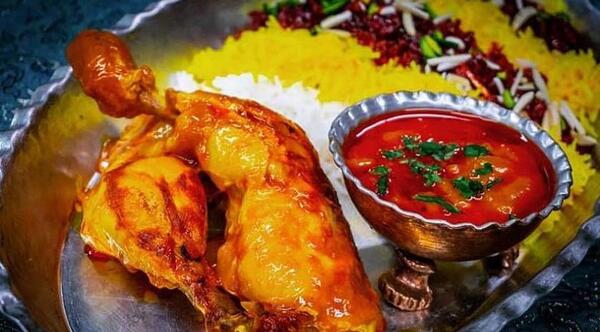 عکس زرشک پلو با مرغ رستورانی
