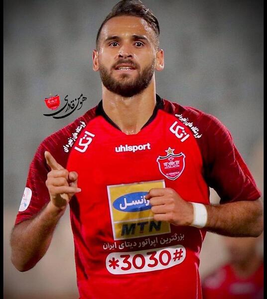 عکس احمد نوراللهی با لباس شخصی
