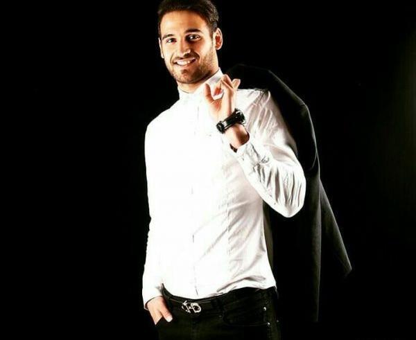 عکس احمد نوراللهی با لباس شخصی