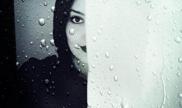عکس دختر غمگین پروفایل