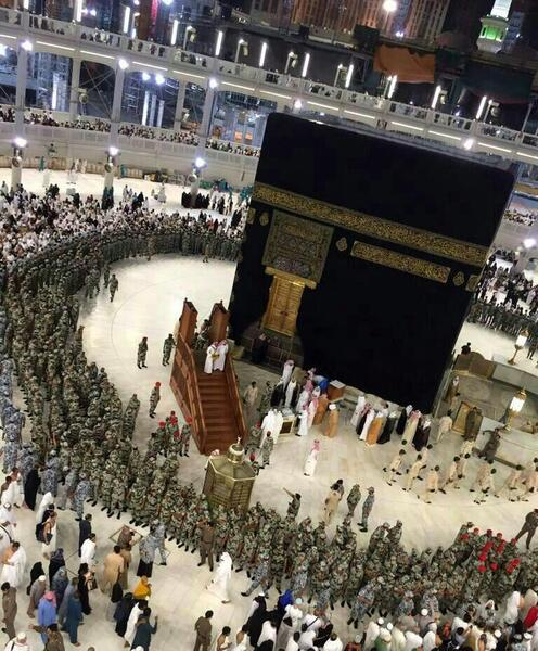 عکس کعبه در کاخ سفید