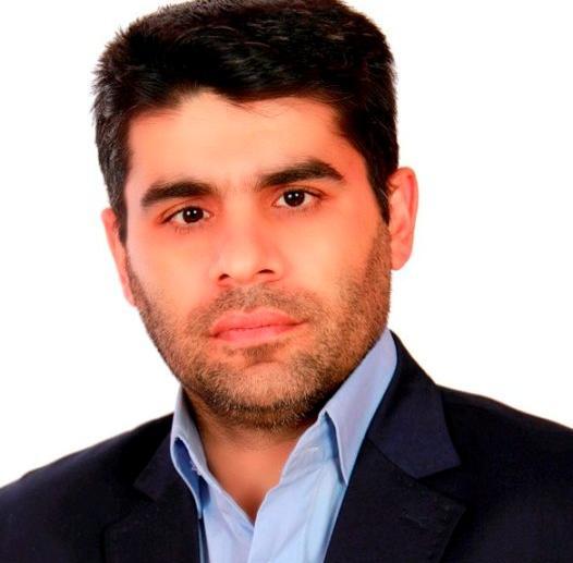 عکس شهاب صابری دبیر فیزیک