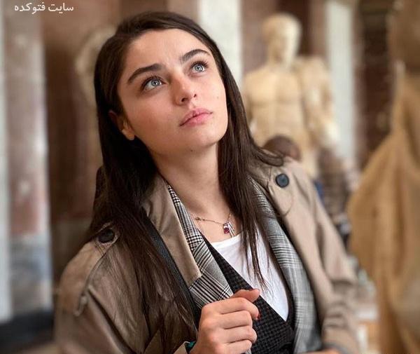 عکس همسر آیچا آیشین توران