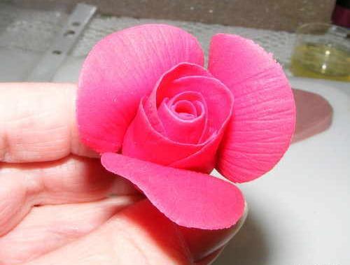 عکس گل رز با خمیر چینی