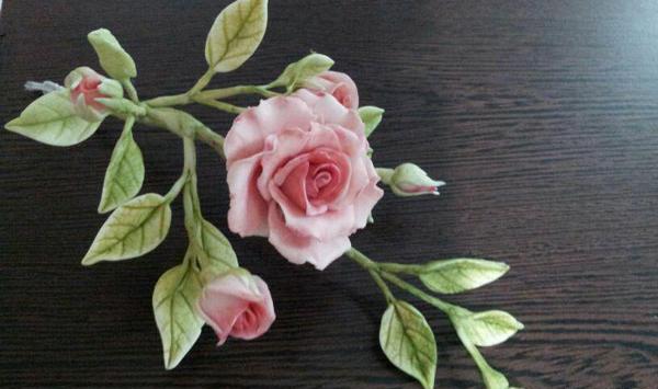 عکس گل رز با خمیر چینی