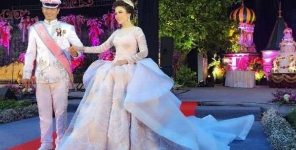 عکس لباس عروس لاکچری اینستا