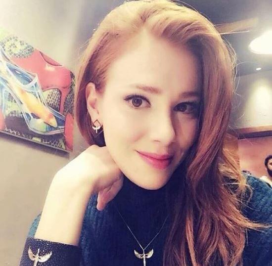 عکس های الچین سانگو در عشق اجاره ای