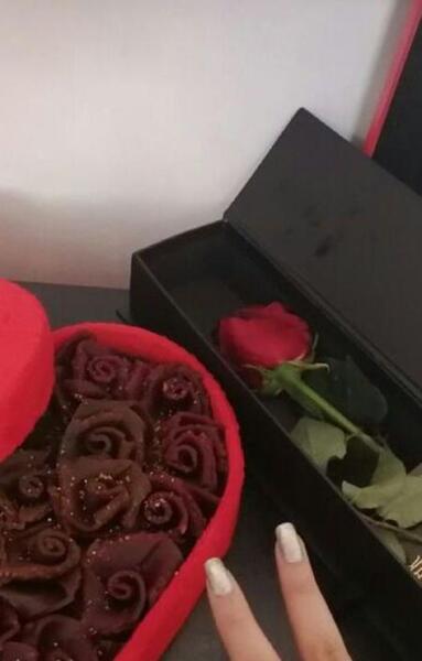 عکس فیک هدیه