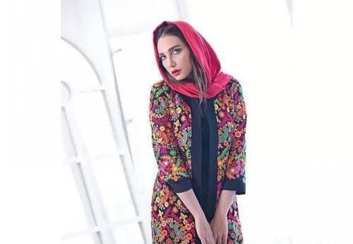 عکس مدل مانتو گلدار دخترانه