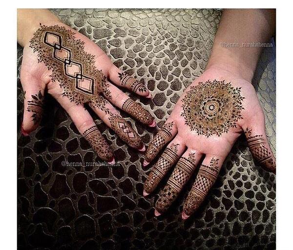 عکس ساده حنا روی دست