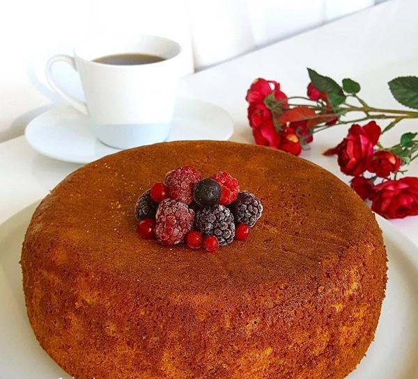 عکس کیک روی گاز