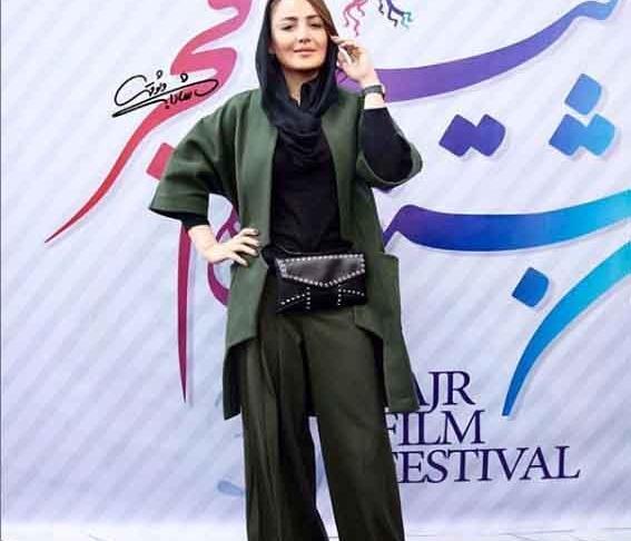 عکس نازنین بیاتی با مانتو جلو باز