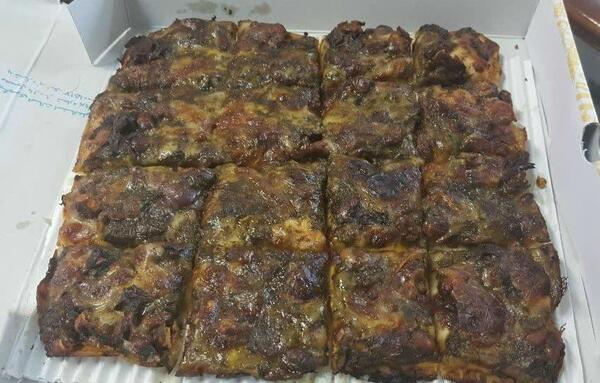 عکس قورمه سبزی و پیتزا