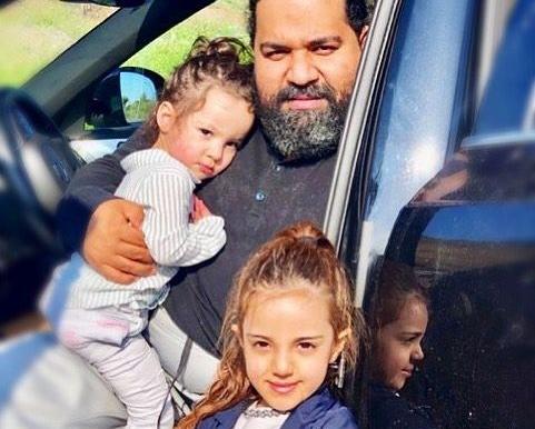 عکس رضا صادقی خواننده