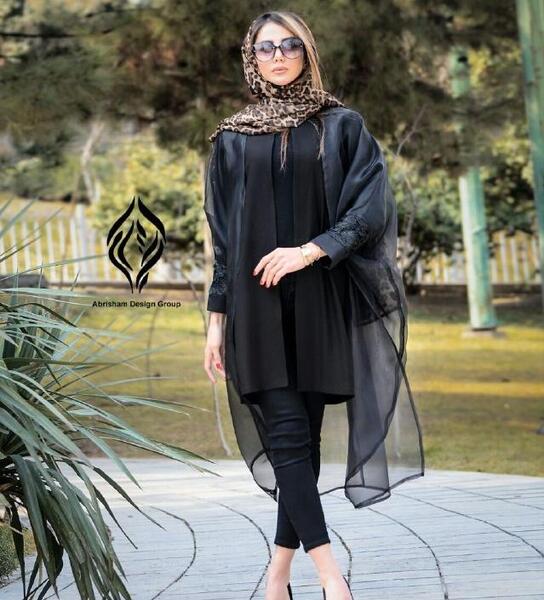 عکس مدل مانتو حریر اسپرت کوتاه