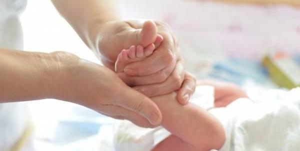 عکس نوزاد عقب ماندگی ذهنی
