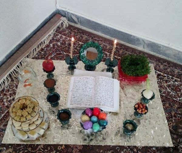عکس از سفره ی هفت سین ساده