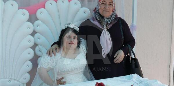 عکس عروس و داماد ترک قشقایی