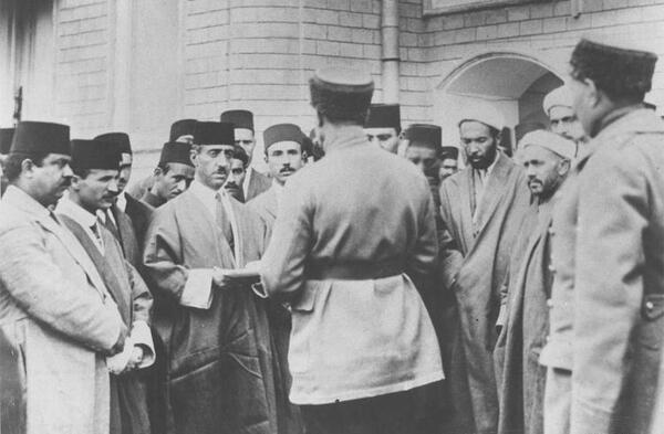 عکس رضاخان مقاله
