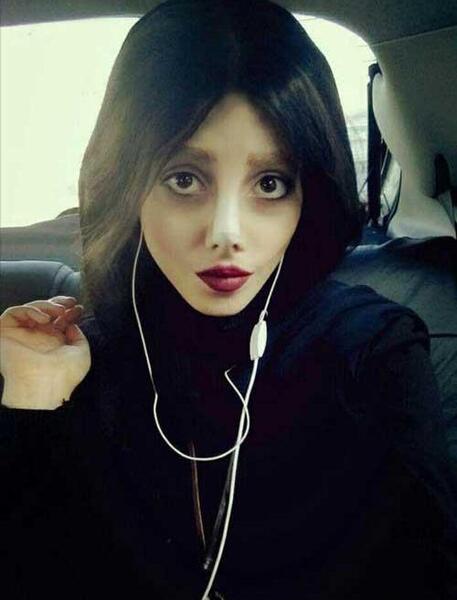 عکس سحر تبری
