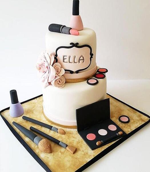 عکس کیک تولد دخترانه لاکچری