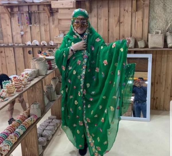 عکس بهاره رهنما با چادر