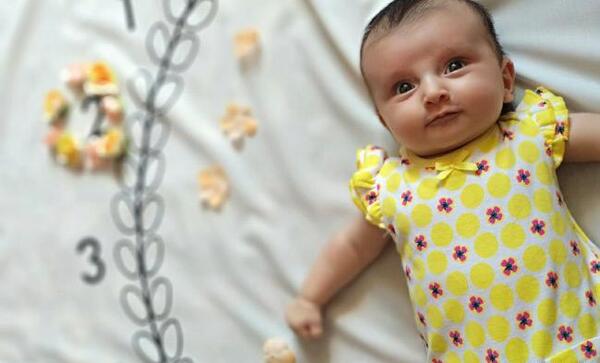 عکس نوزاد دو ماهه دختر