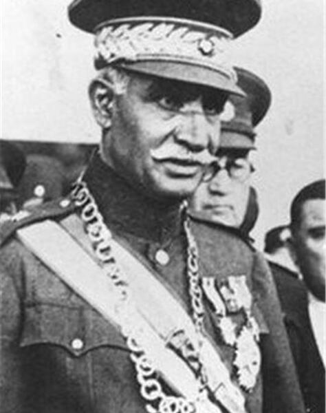 زیباترین عکس رضا شاه