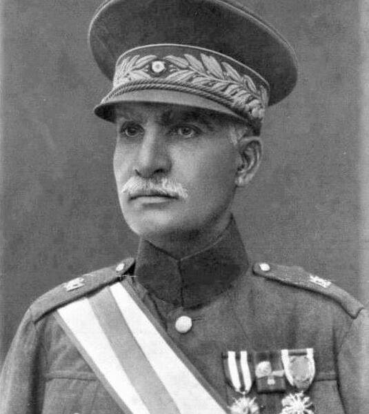 زیباترین عکس رضا شاه