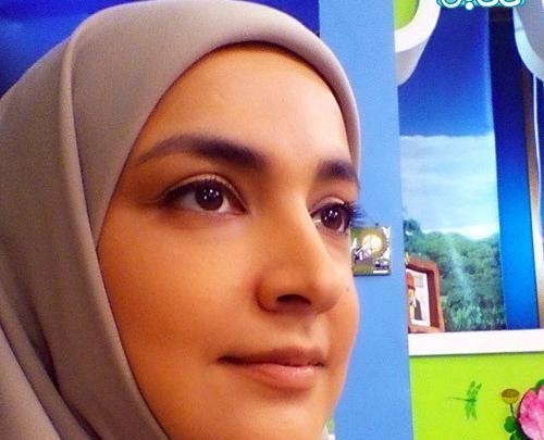 عکس خاله نرگس رنگین کمان