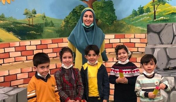 عکس خاله نرگس رنگین کمان