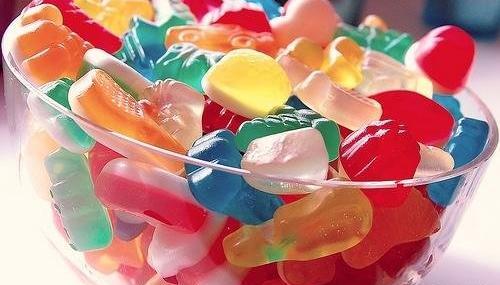 عکس نوشته لواشک و پاستیل