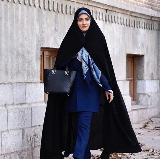 عکس خنده دار زن چادری