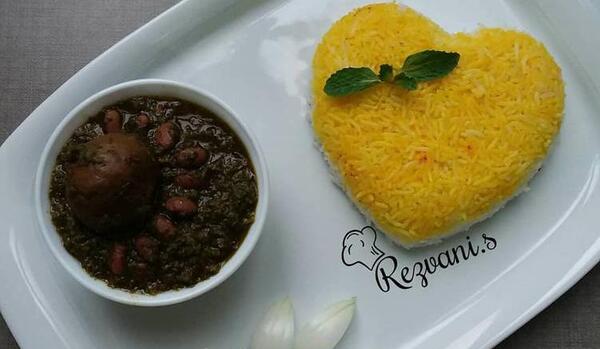 عکس قورمه سبزی تزیین شده