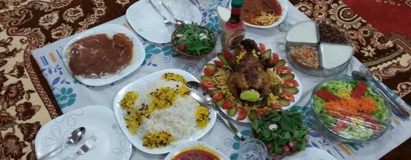 عکس غذا روی سفره