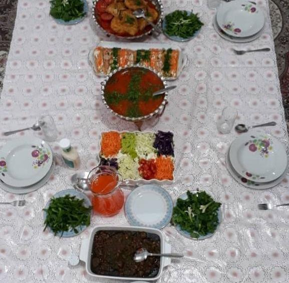 عکس غذا روی سفره
