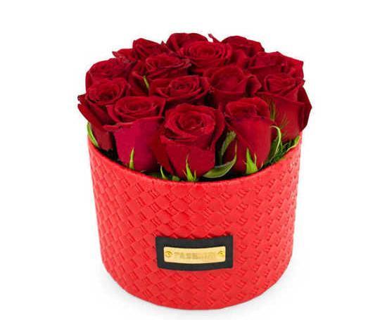 عکس گل رز کادویی