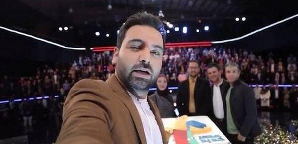 عکس احسان علیخانی در عصر جدید