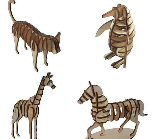 عکس حیوانات چوبی