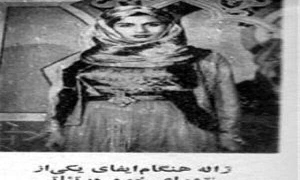 عکس قبر ژاله علو
