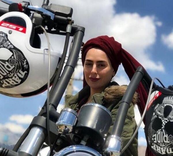 عکس سمانه برزگر